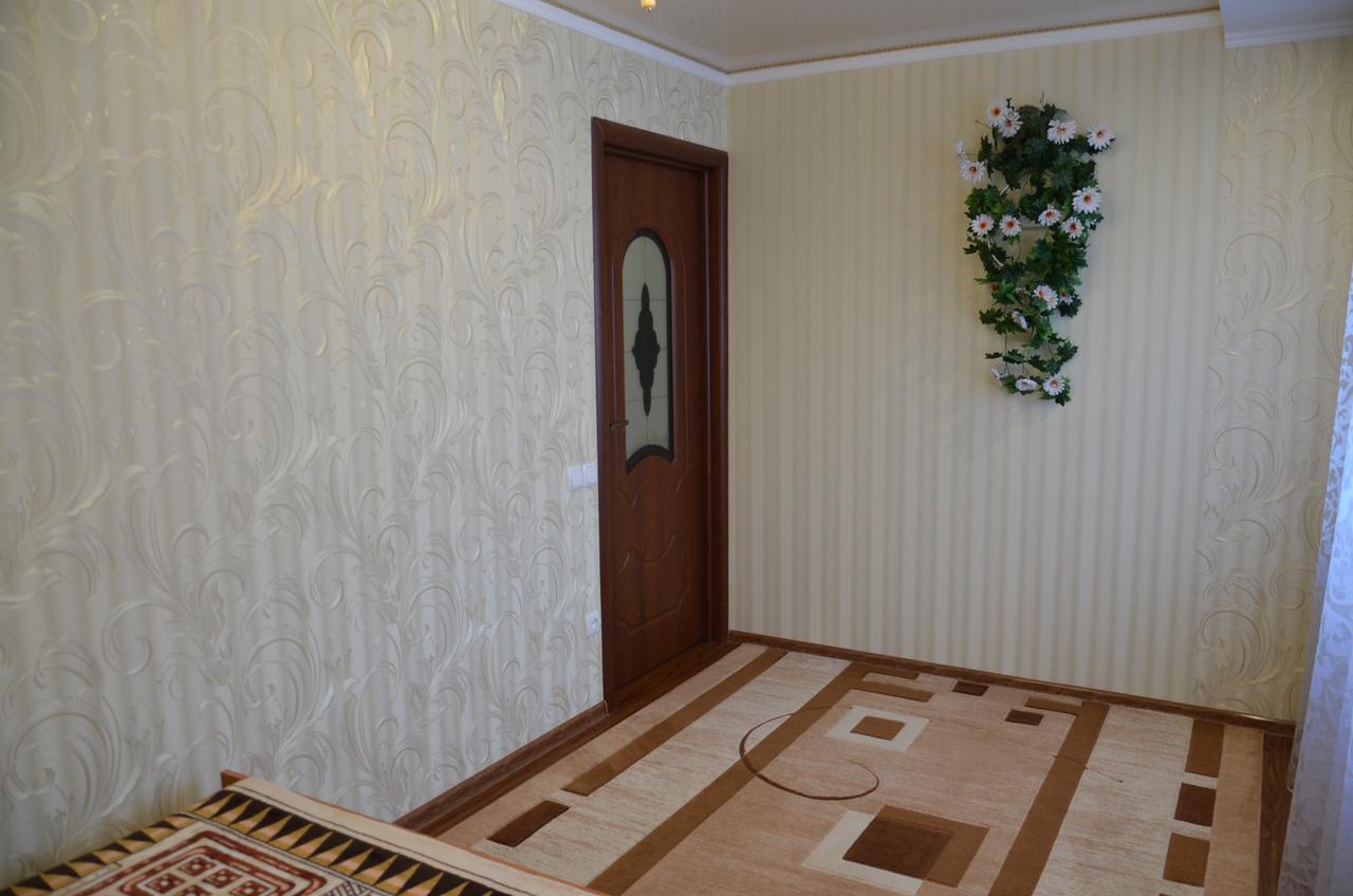 Ferienwohnung Ветеринарный Berdychiv Exterior foto